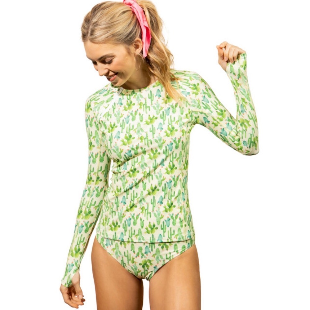Mott50 Women's Margo Zip Neck Rashguard, Cactus Blossom UPF 50 Swim Top Size‎ XS